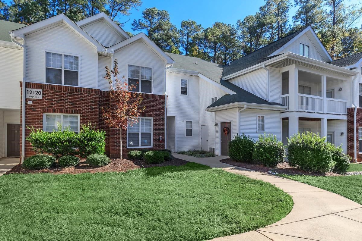 Best 3 Bedroom Apartments in Raleigh, NC from 850 RENTCafé